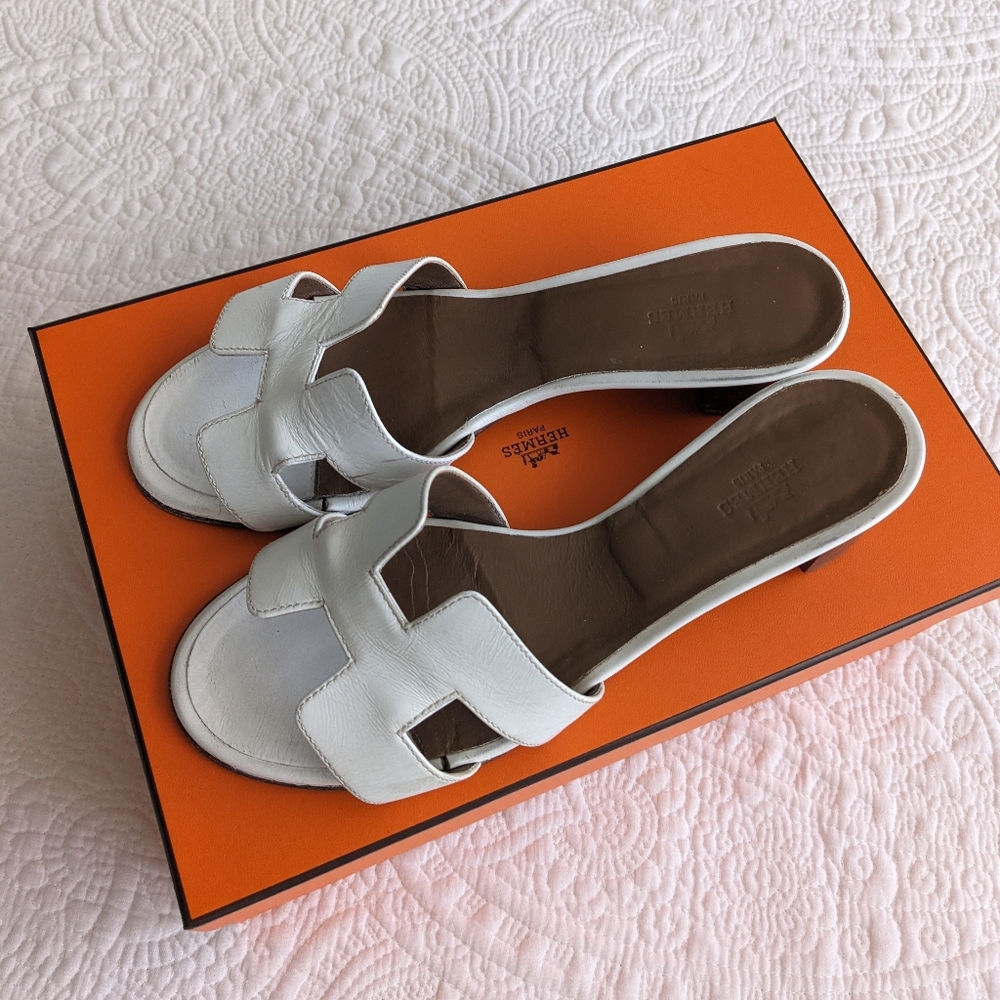 Hermes Oasis Sandals - Picture 3 of 17